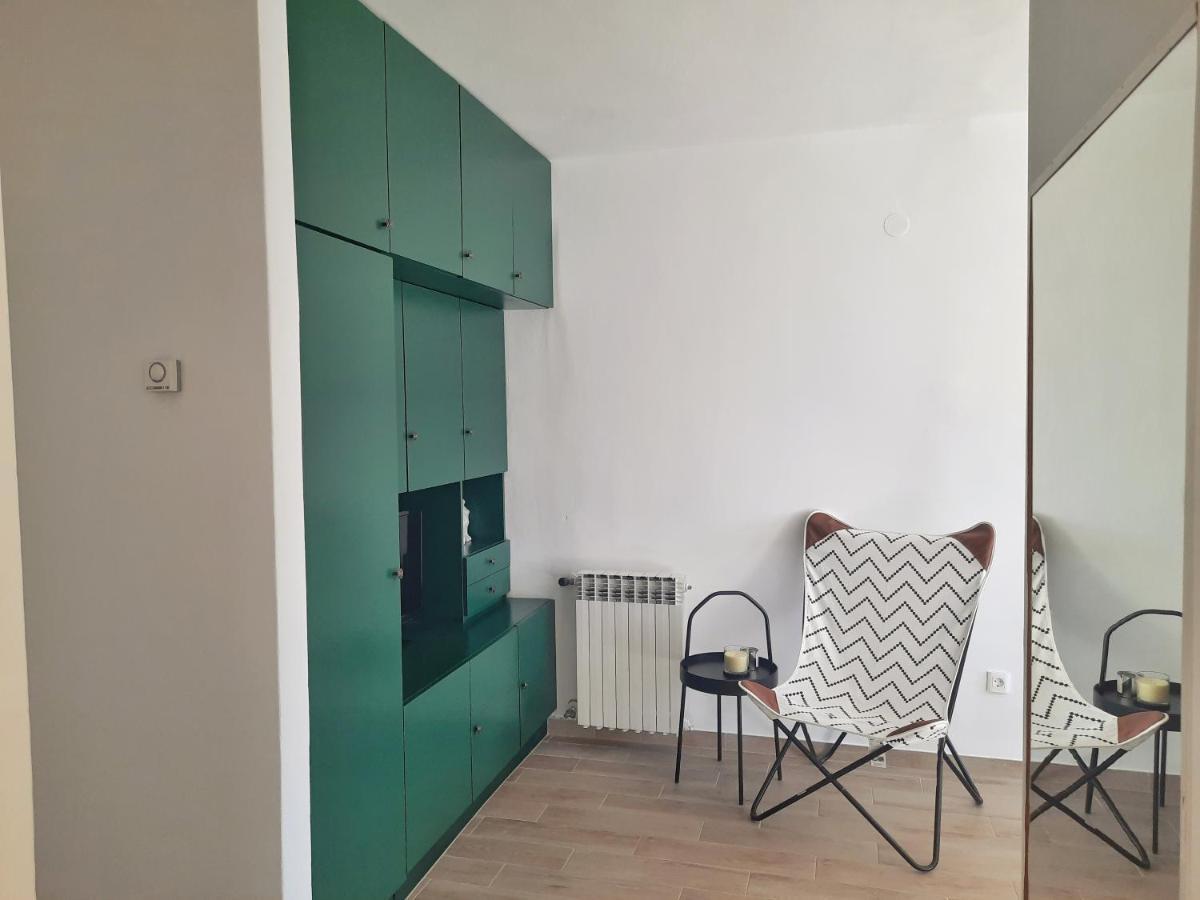 Apartment Nino In Pula Exteriör bild